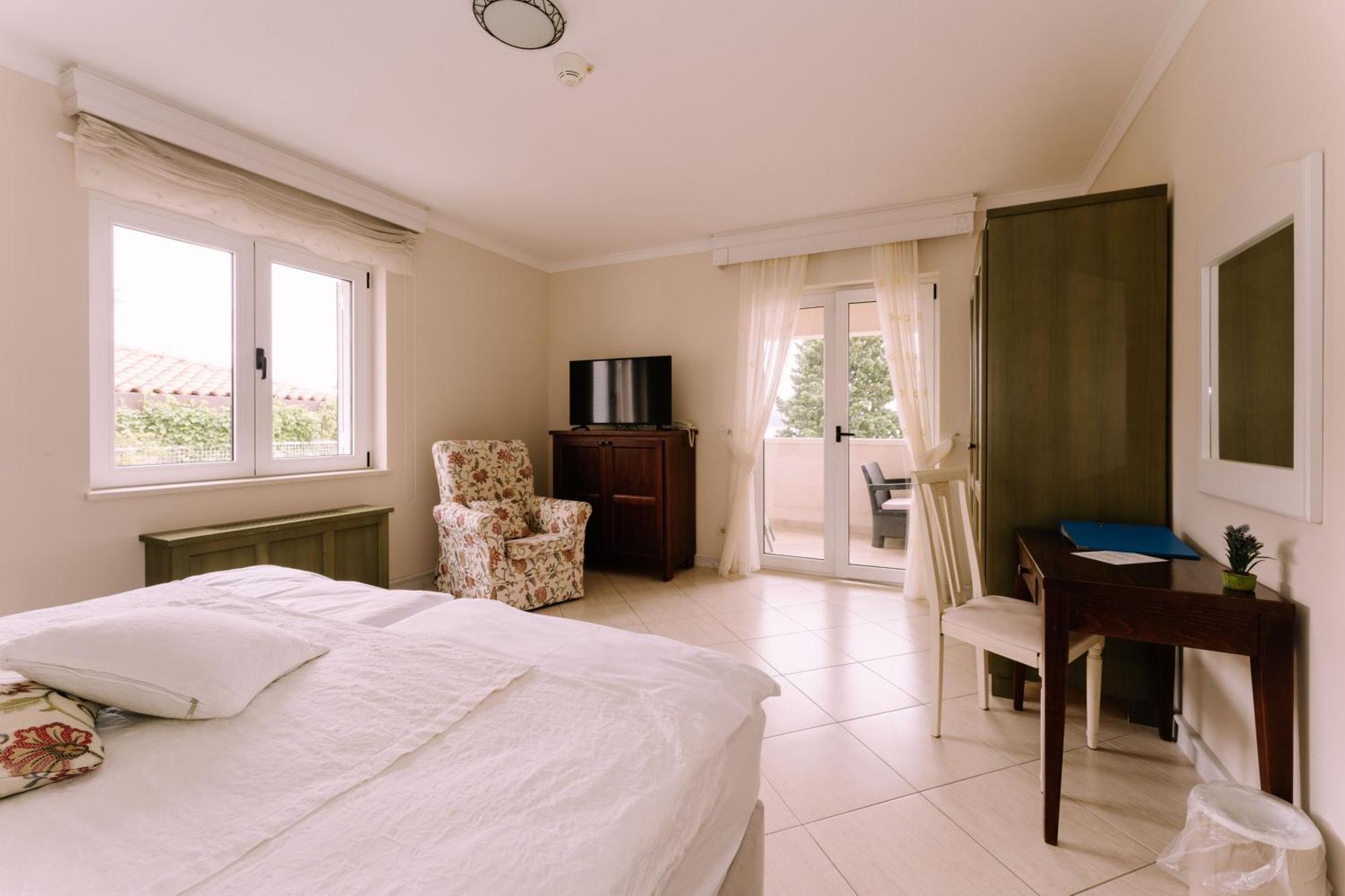 Hotel Abalone Ex Grand Dramalj